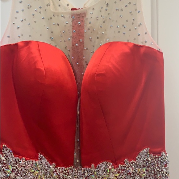 ♦️Angela & Alison Gown striped Prom dress - Picture 6 of 8